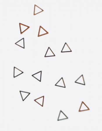 ARTEX треугольник серебро 3мм 0,2 гр. ARTEX треугольник серебро 3мм 0,2 гр.