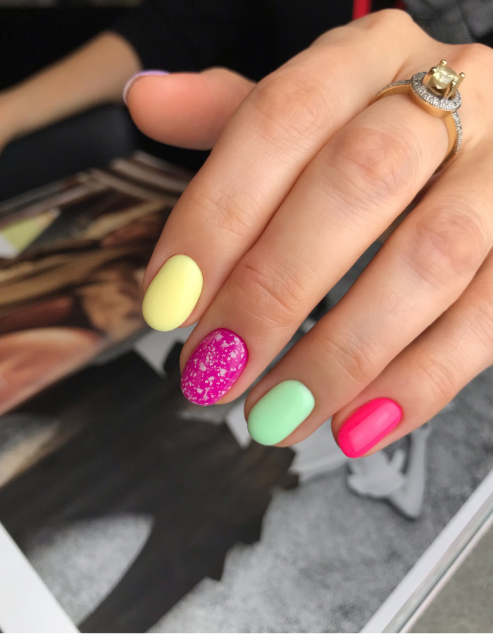 Artylac flake gel white 5 мл Artylac flake gel white 5 мл