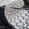 Фольга переводная белый узор 1м х 4см 043