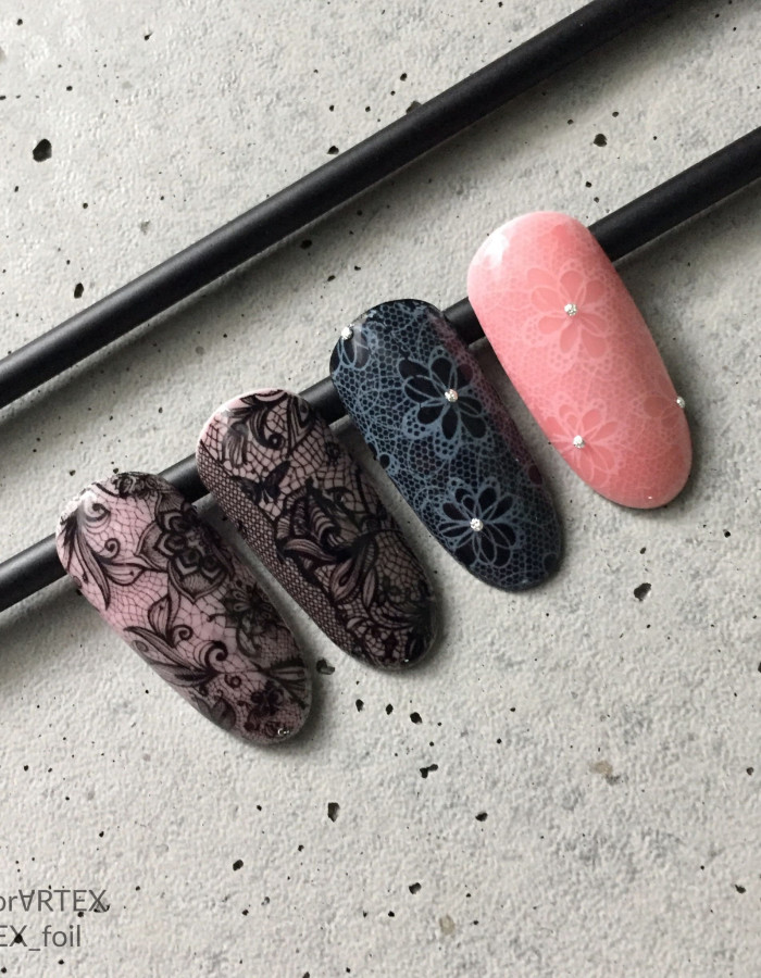 Фольга переводная черный узор 4см х 1м 232 Фольга переводная черный узор 4см х 1м 232