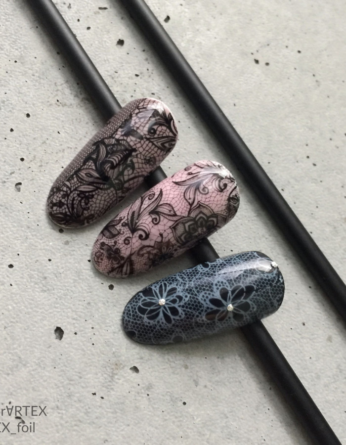 Фольга переводная черный узор 4см х 1м 232 Фольга переводная черный узор 4см х 1м 232