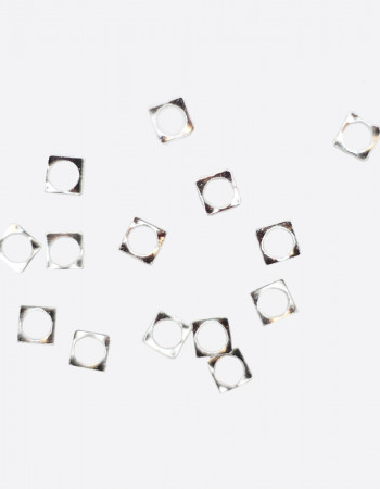 Металлический декор, квадрат серебро 3х3мм Металлический декор, квадрат серебро 3х3мм