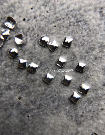 Полусферы квад гладкие серебро 1х1мм  Полусферы квад гладкие серебро 1х1мм