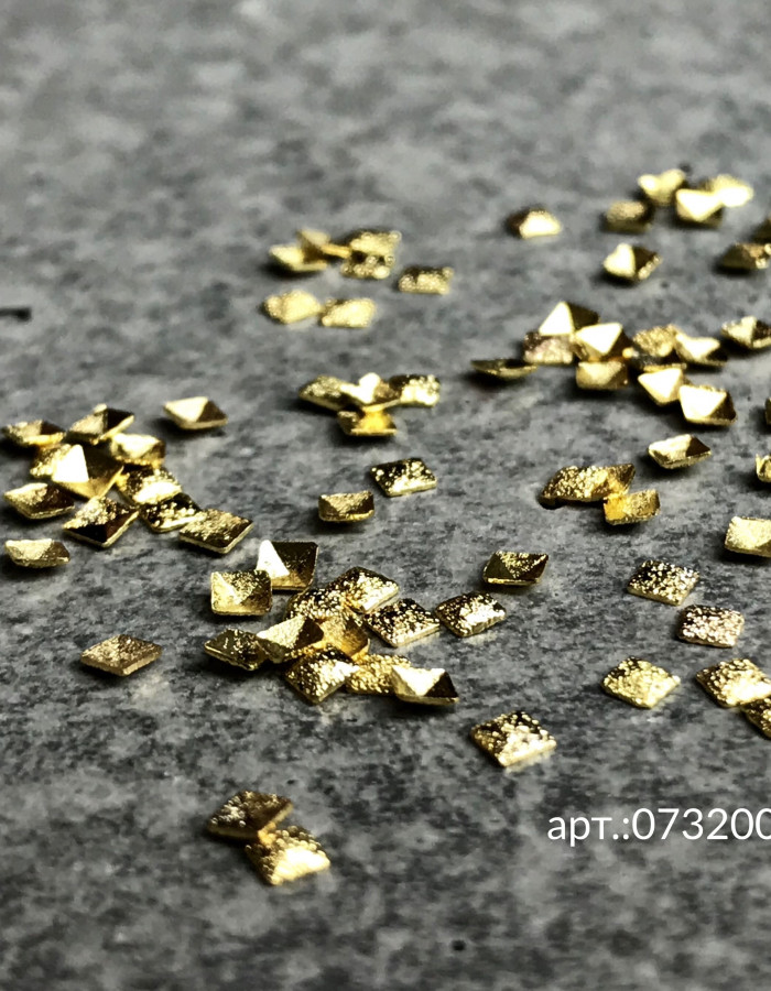 Полусферы граненные шлифованные золото 2х2 мм Полусферы граненные шлифованные золото 2х2 мм
