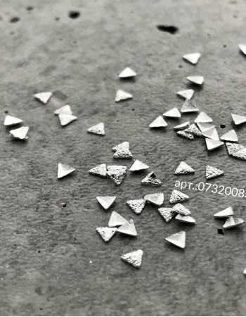 Полусферы треуг гран. шлиф. сер. 2х2 мм  Полусферы треуг гран. шлиф. сер. 2х2 мм